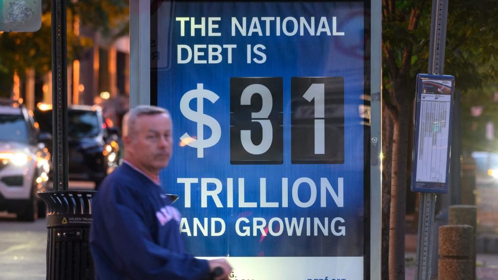 Key Takeaways- Credit Card Debt Still Haunts Americans in 2024-TheCardPedia